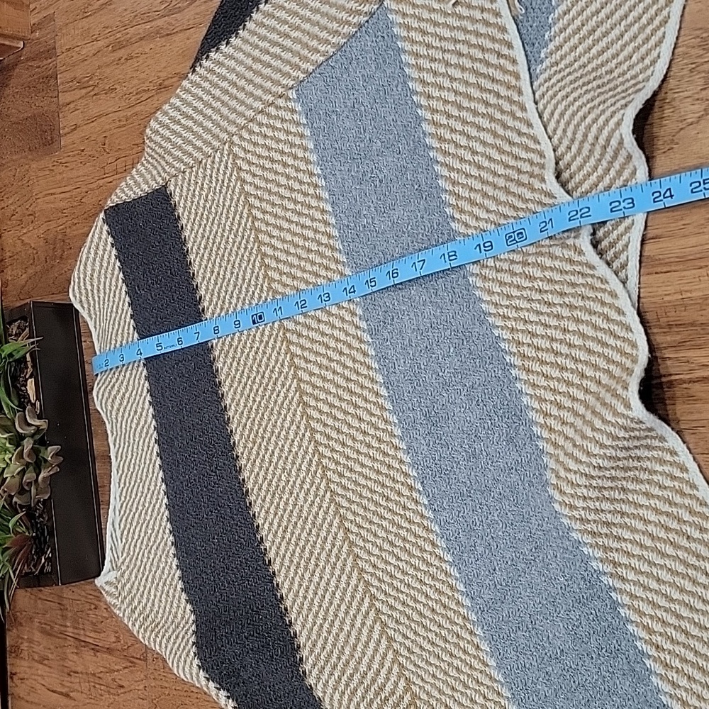 Serape Style Poncho - Picture 10 of 14